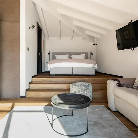 Incredibly Luxurious Vip Class On The Shores Of Semesterbostad Menaggio