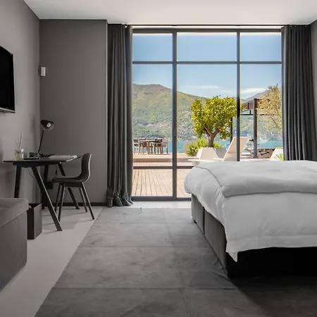 Incredibly Luxurious Vip Class On The Shores Of